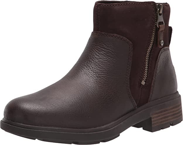 UGG Women's Harrison Chelsea Fashion Boot Stout Brown Leather Size 9