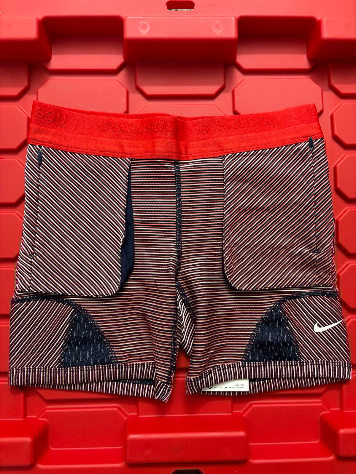 Nike X Gyakusou Women’s Utility Shorts Size Extra Large