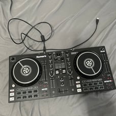 Numark Mixtrack Pro FX DJ controller