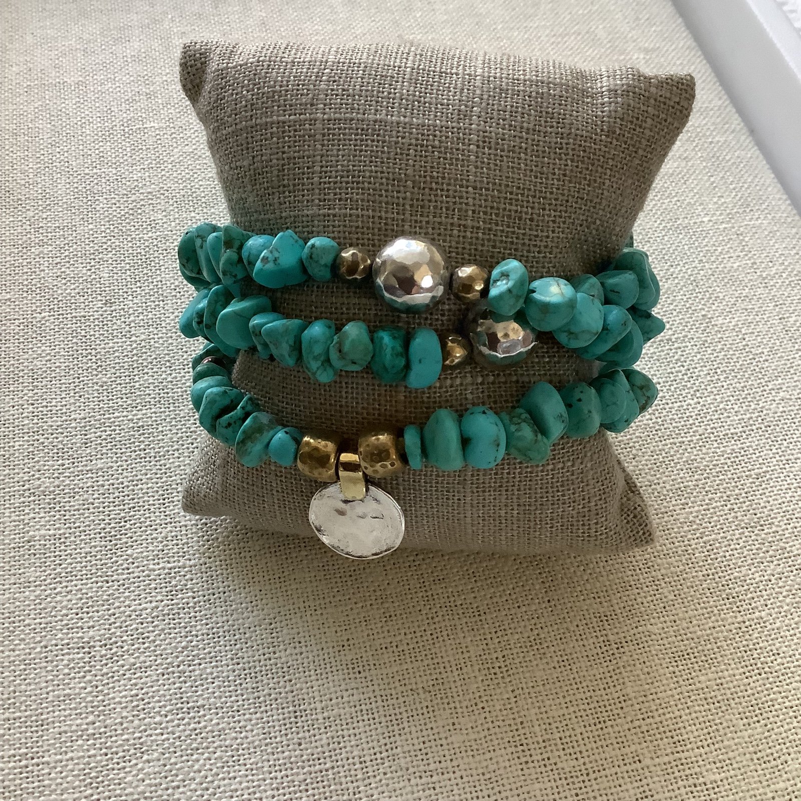 Silpada Bright Blue Stretch Bracelets B3422