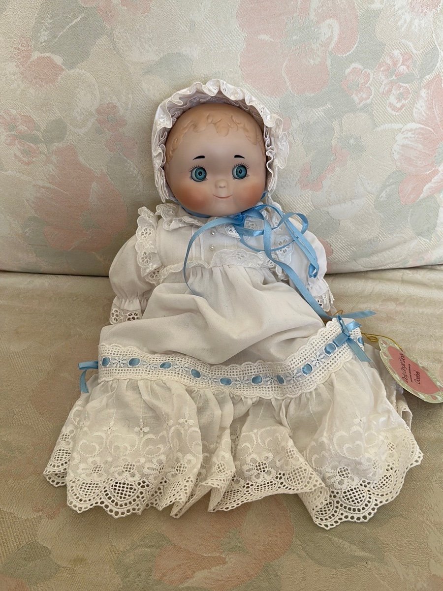 Limited edition Dolly Dingle Dolls by Goeble 1989
