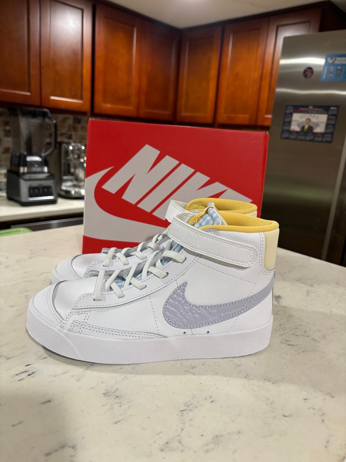 Size 11C Nike Preschool Blazer Mid 77 Easter White/Oxygen Purple FJ4646-100