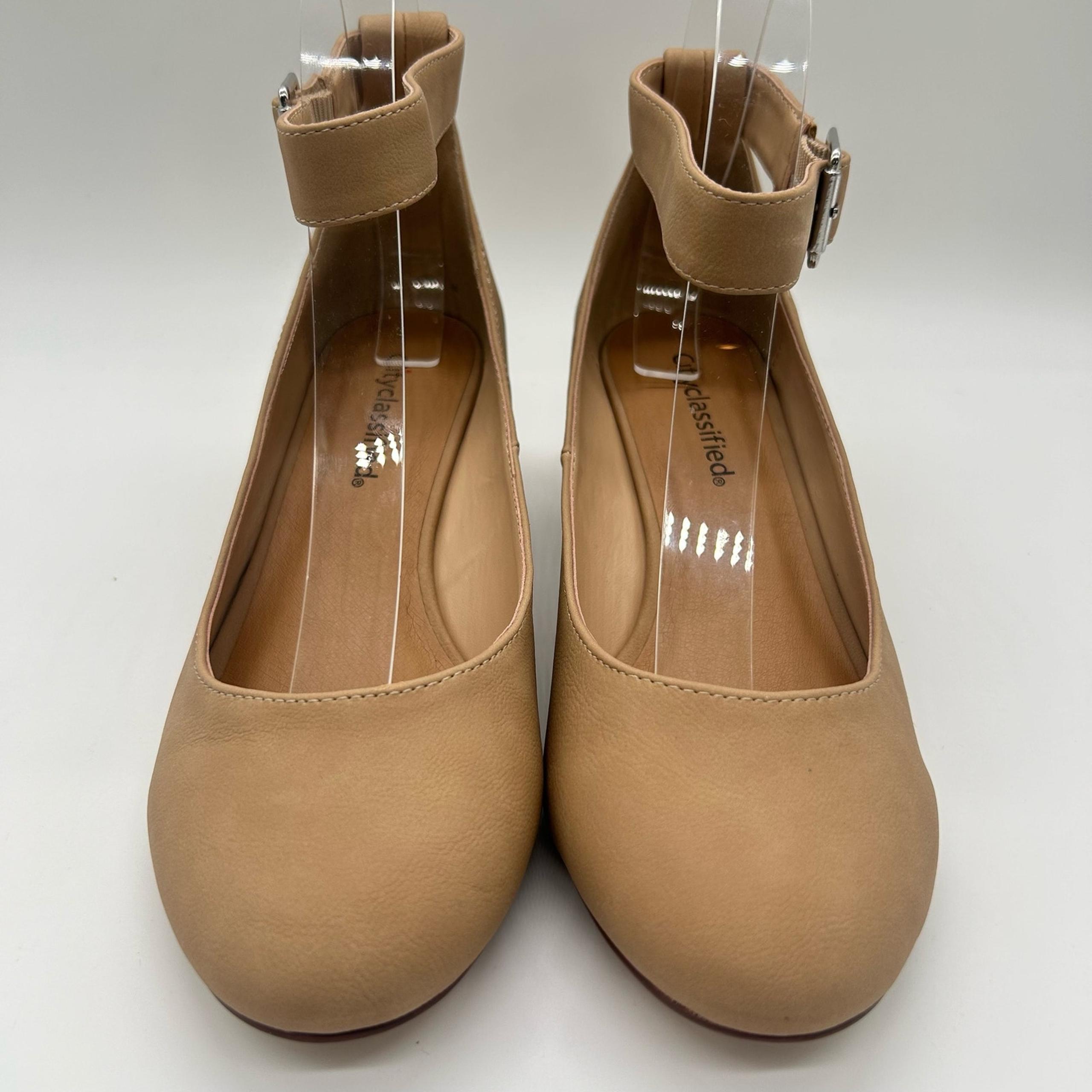 City Classified Shoe Womens 7.5 Tan Mary Jane Round Toe Pump Dress Shoe NEW