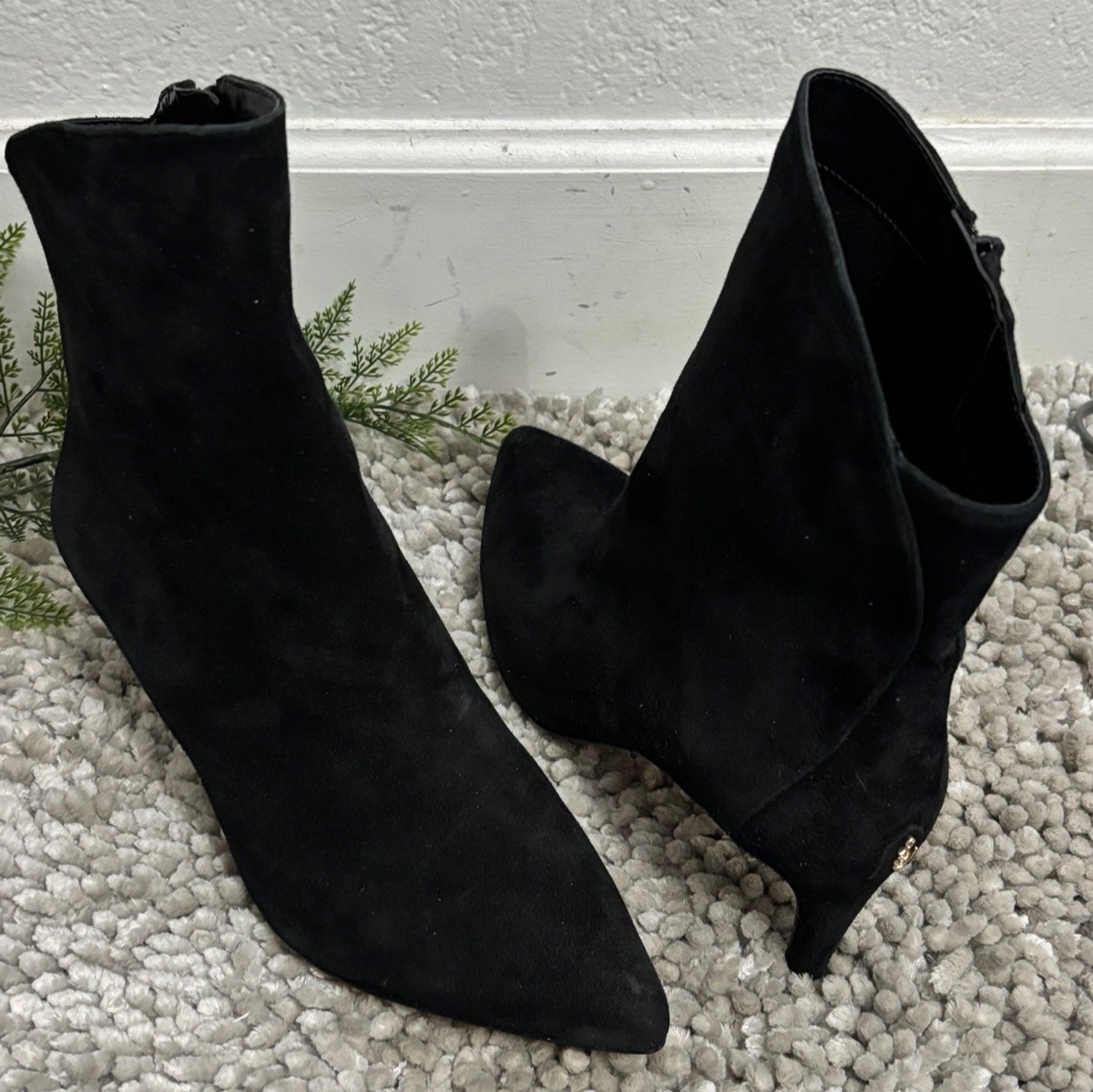 Sam Edelman Woman USHA Pointed Toe Ankle Boot Size: 7.5M