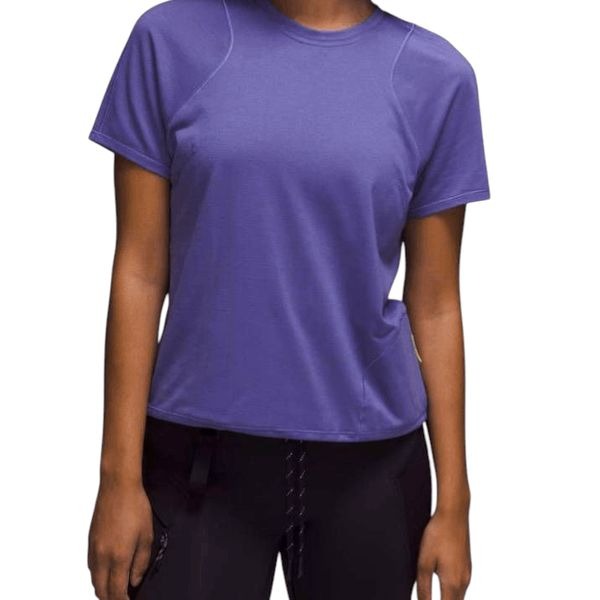 LULULEMON ATHLETICA Lightweight Cinched Hem Hiking T-Shirt Size 4