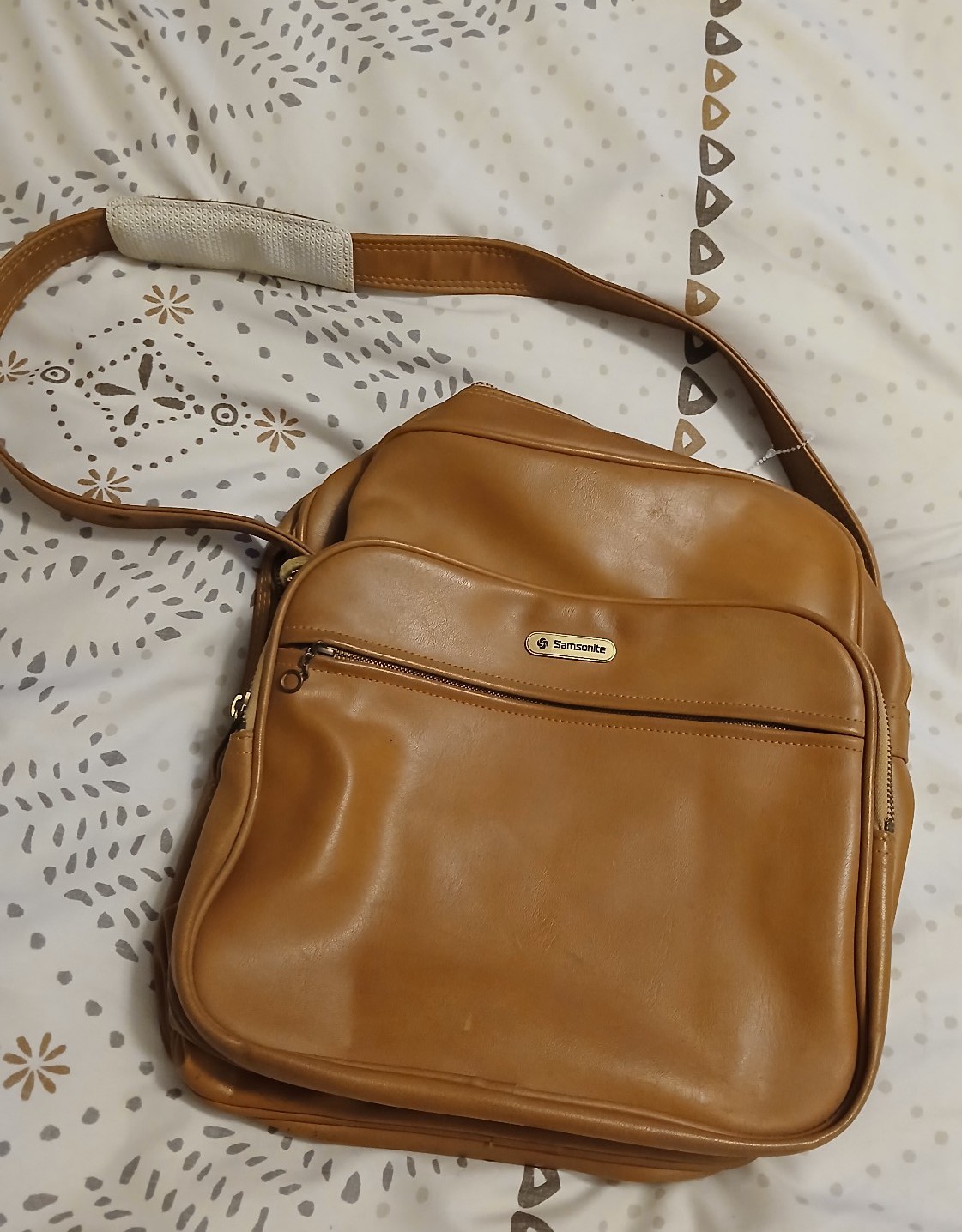 Vintage Samsonite travel bag
