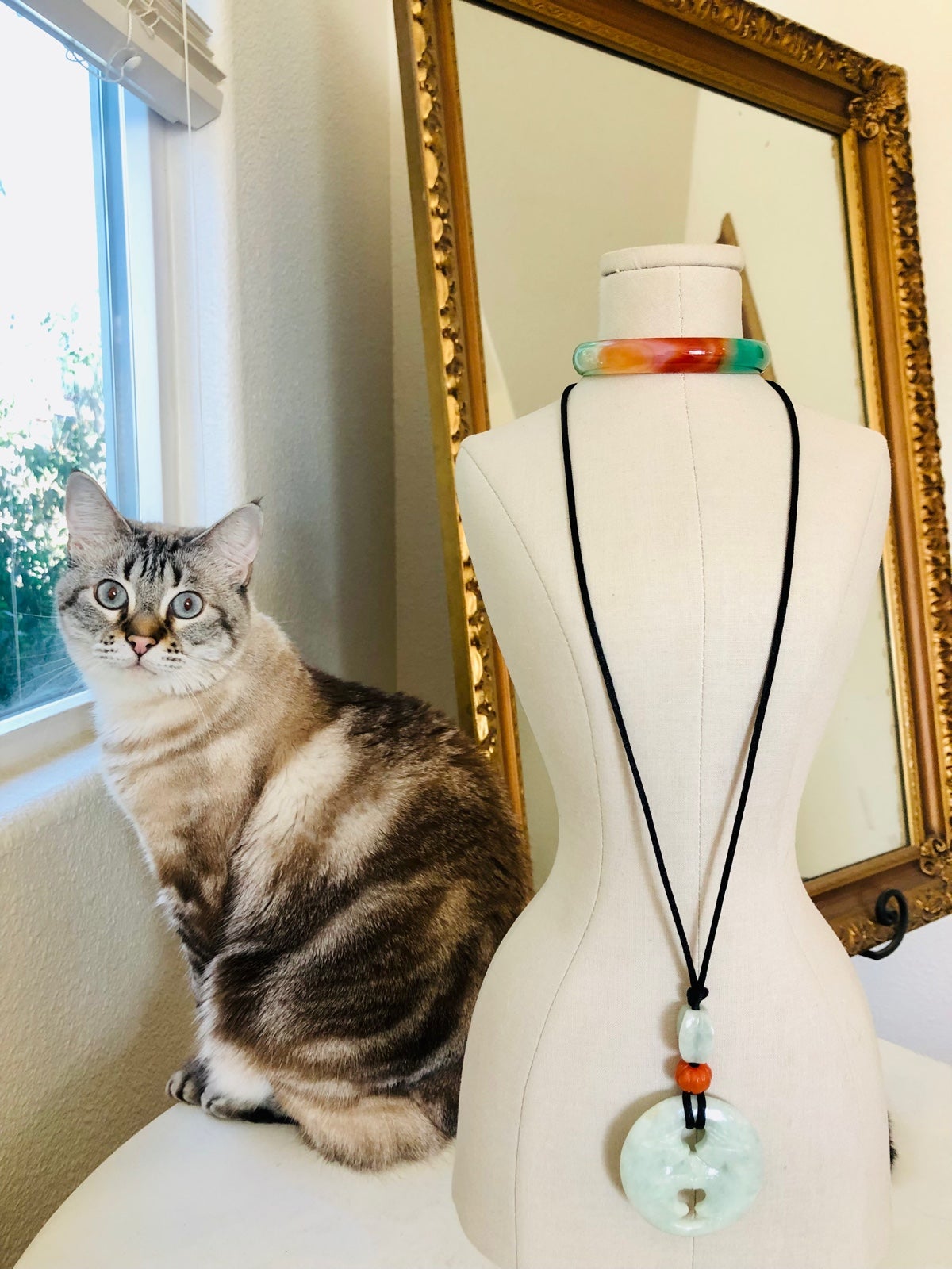 Vintage Jade Pendant & Glass Ombre Bracelet