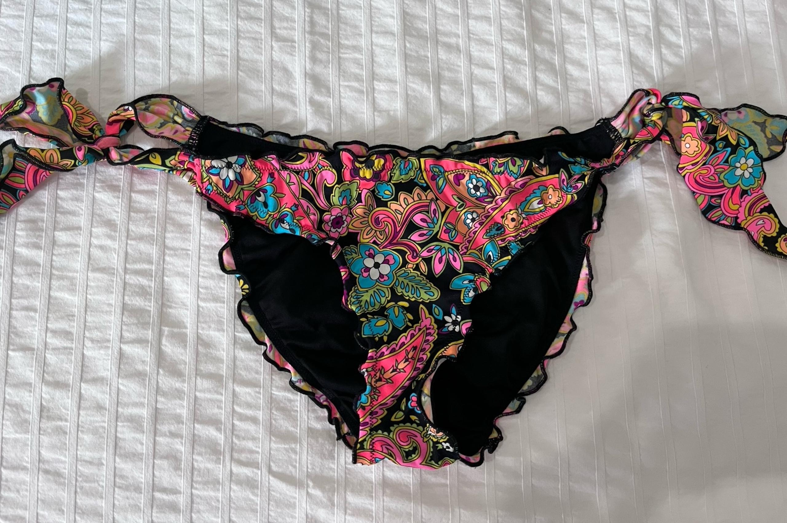 Bikini Victoria Secret Floral Multicolor  only bottom