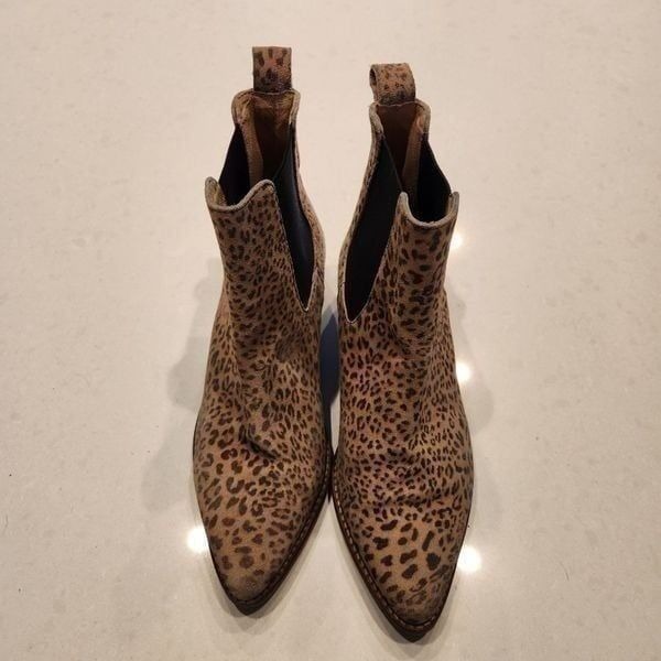 ivylee Stella womens boots. Size 38.