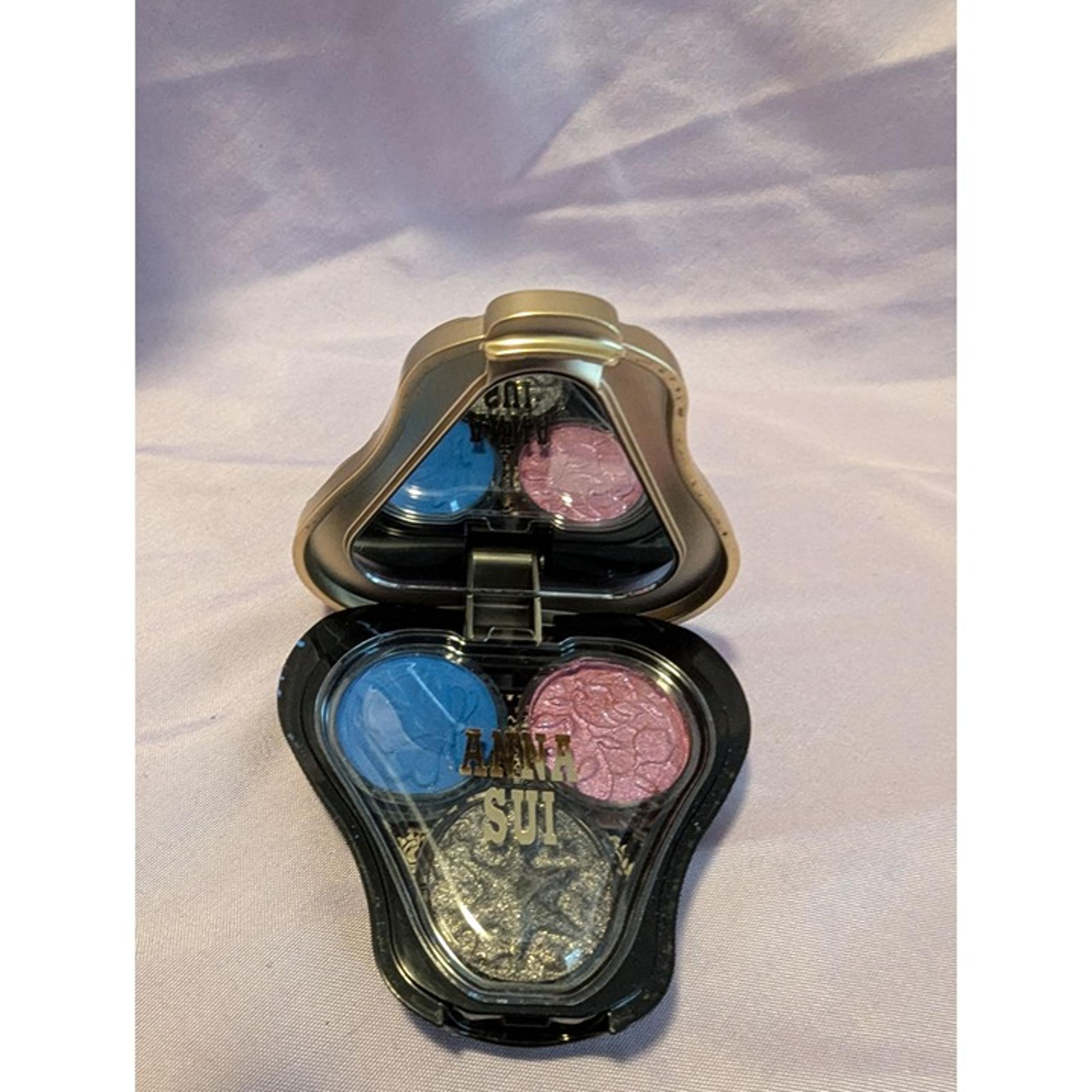 Anna Sui Mini 1 Makeup Palette With Blue Pink & Silver Shades In Decorative Case