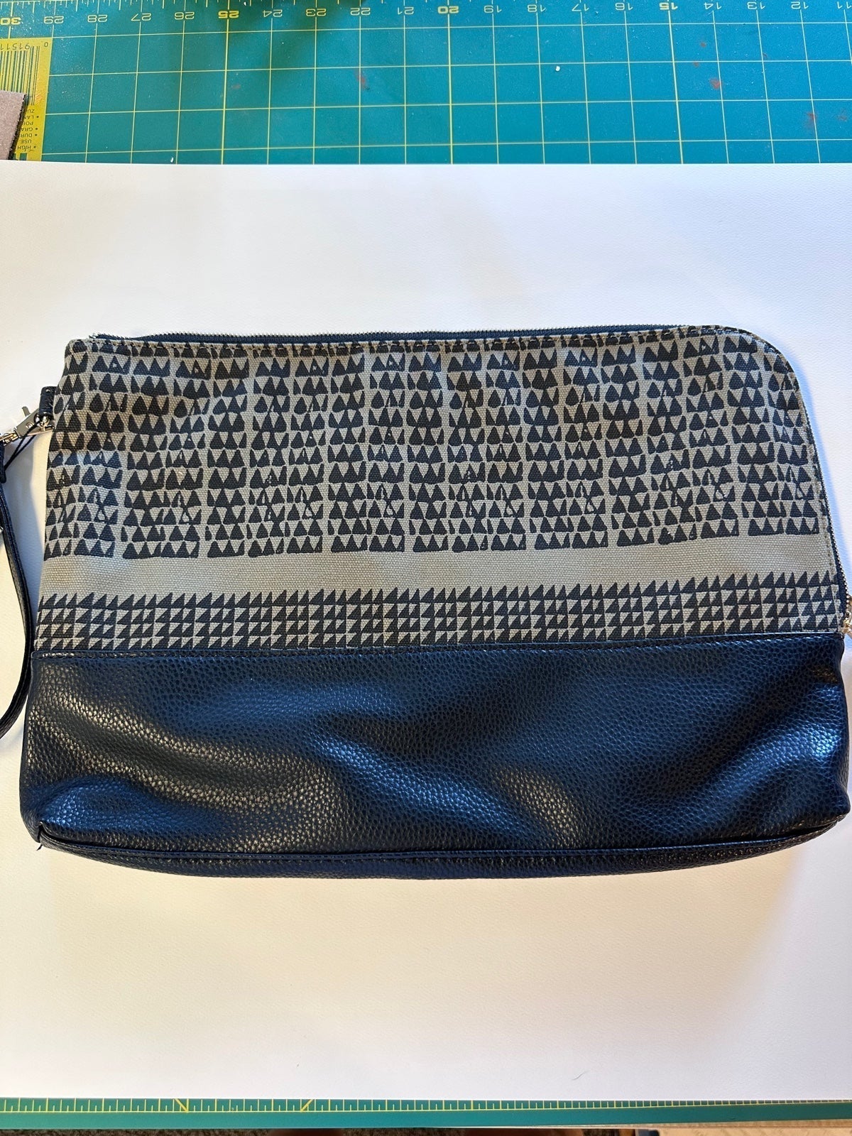 MANAOLA Alolua Niho Ku print Clutch - REVERSIBLE