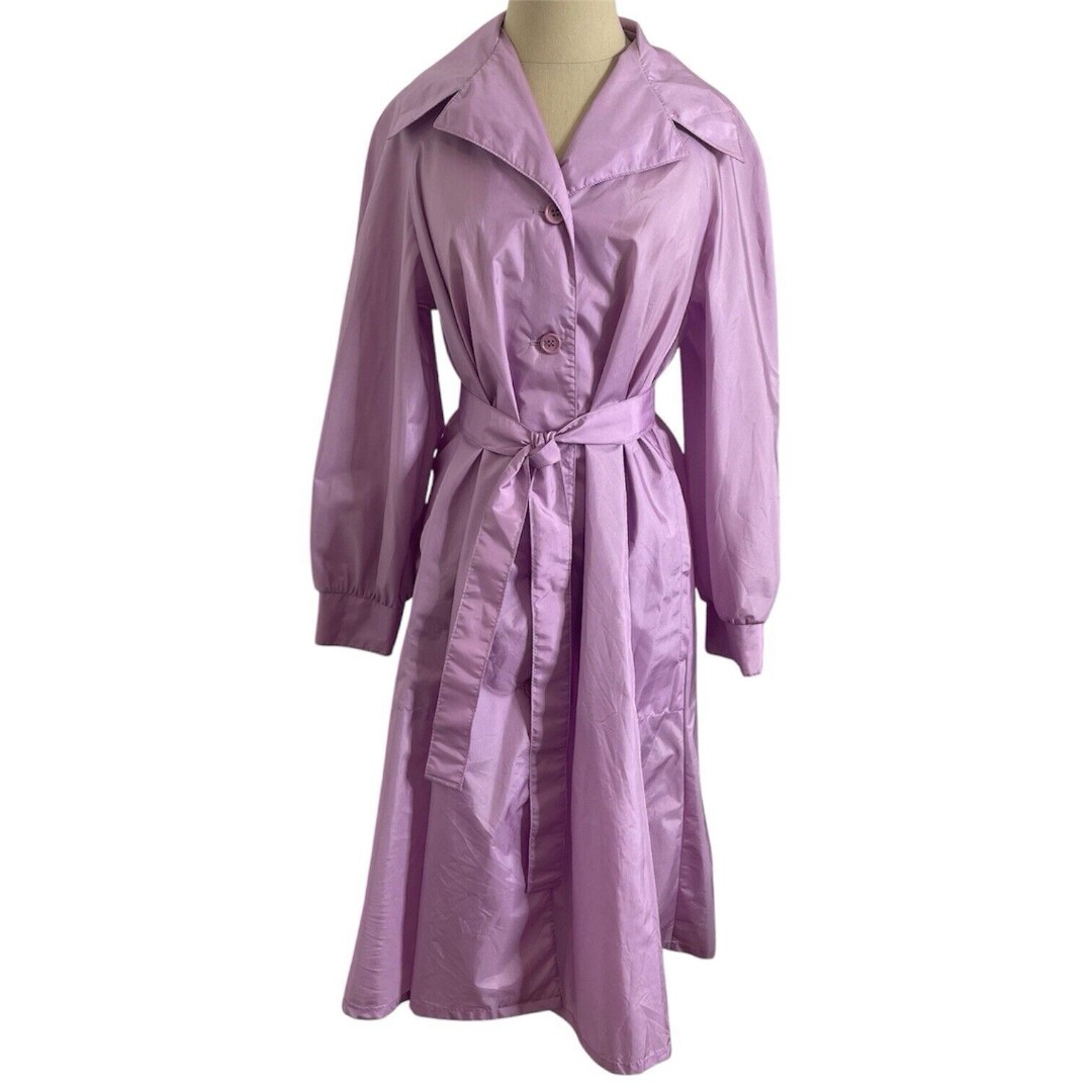 Vintage Totes Very Feminine Puff Sleeve Trench Style Raincoat in Lavender Size 8