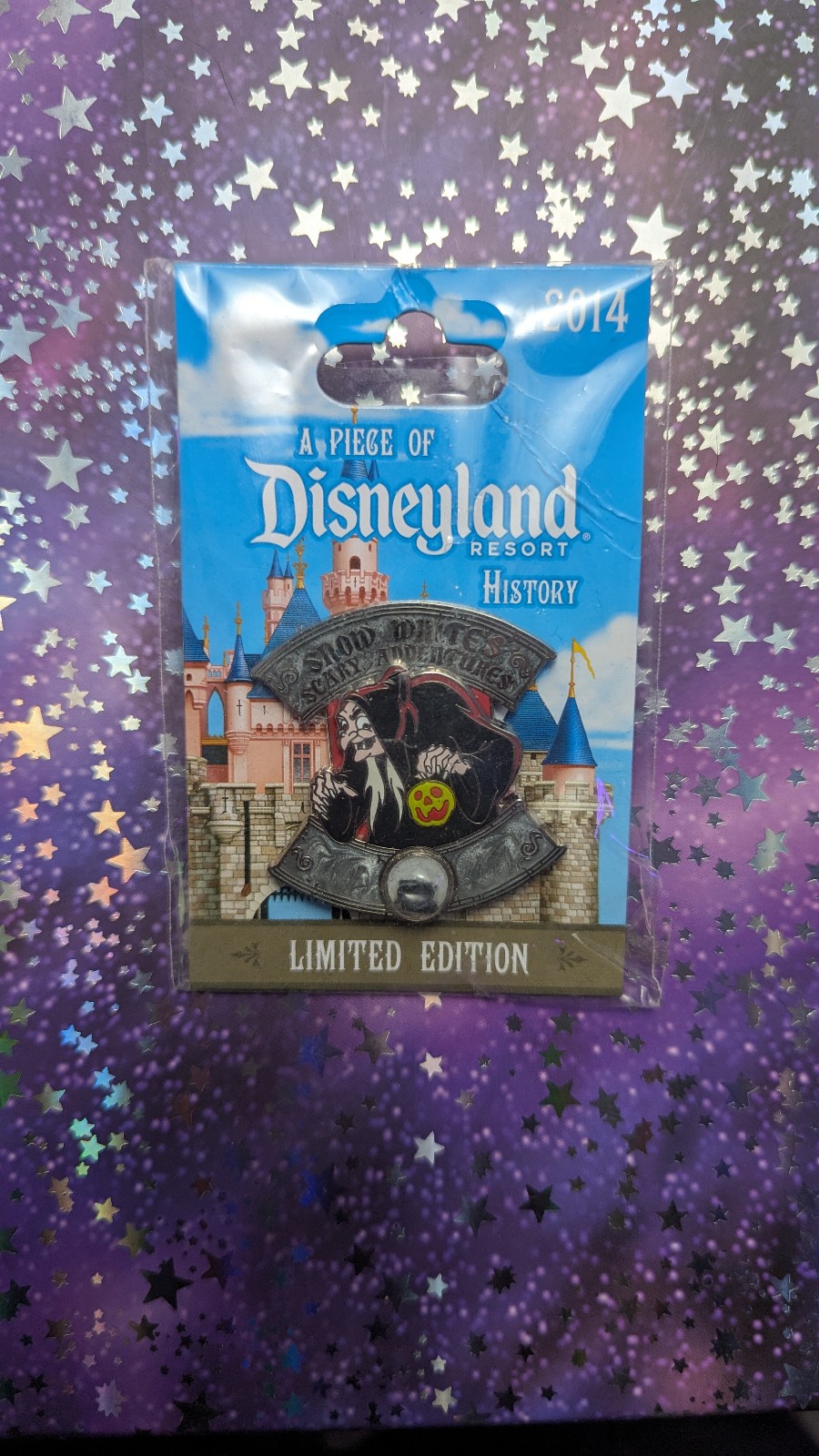 Disney pin Snow White Old Hag LE 1500