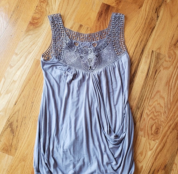 Tank Lace top Bust 32 inch Length 28 inches Sleeveless lilac top size small