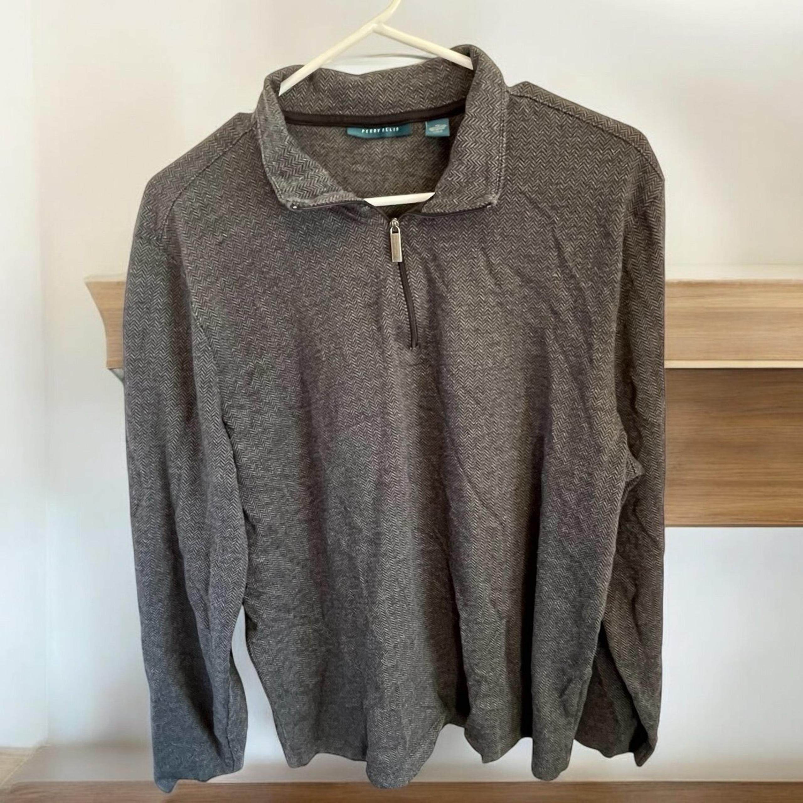 Perry Ellis Men’s Quarter Zip Pull-Over, Grey, Size XL