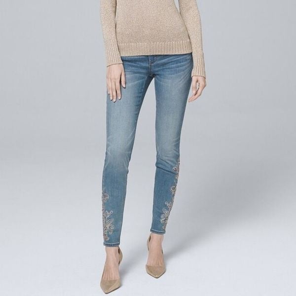 WHBM NWOT Paisley Embellished Skinny Jeans