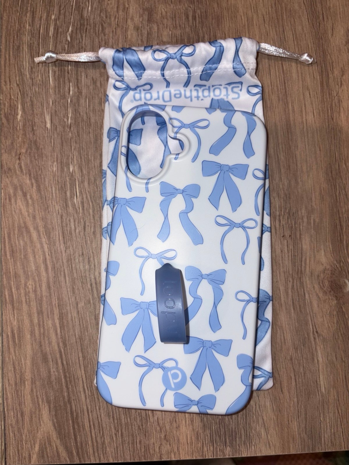 Loopy iphone 16 plus case.