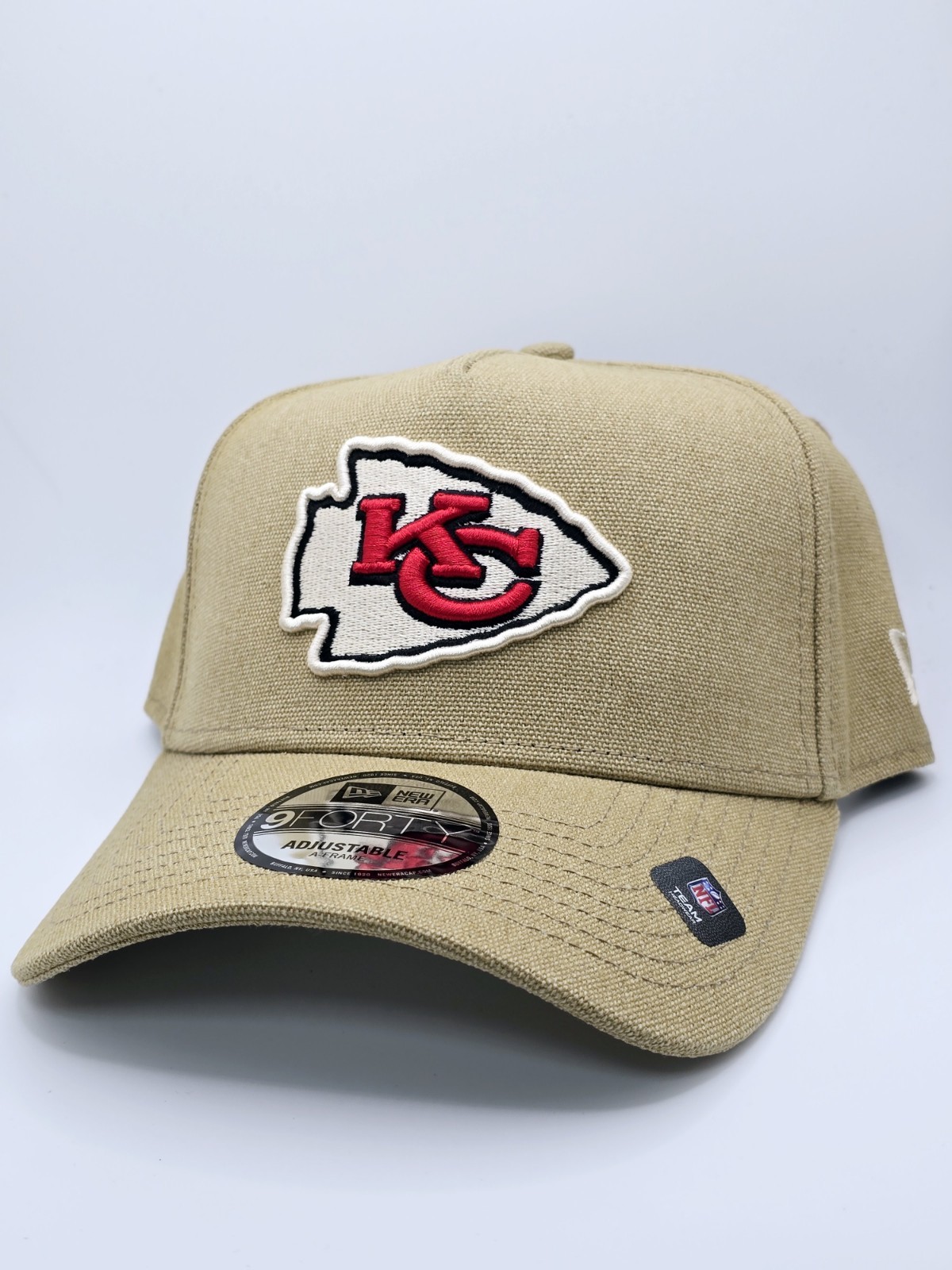 NFL Kansas City Chiefs Logo Essentials New Era Khaki 9FORTY A-Frame Snapback Hat