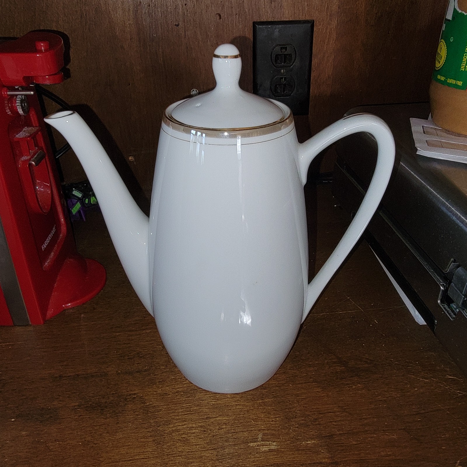 Royalton Golden Elegance Coffee Pot with Lid