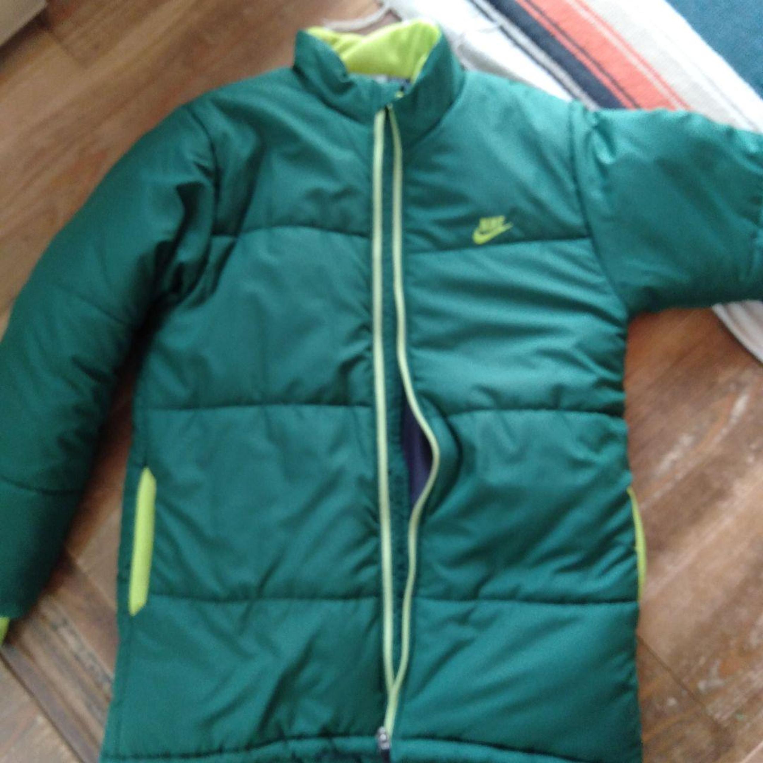 Nike green jacket, size 160cm