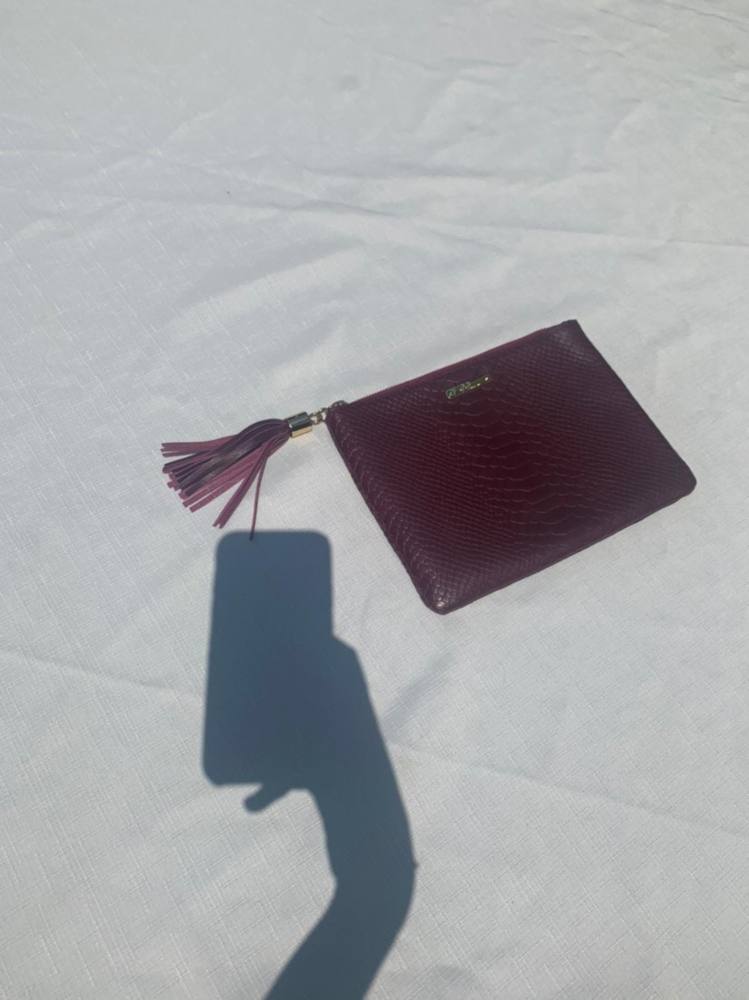 Gigi New York Magenta clutch