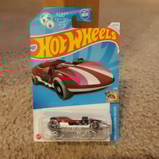 Here is a 6 car hotwheel lot