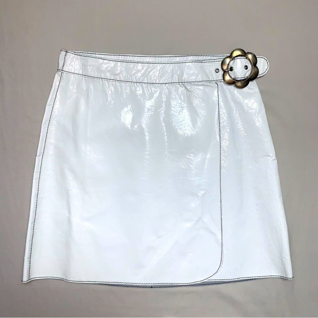 NWT White Shiny Pig Leather Sexy GoGo Mini Wrap Skirt S Flower 60s Mod Costume