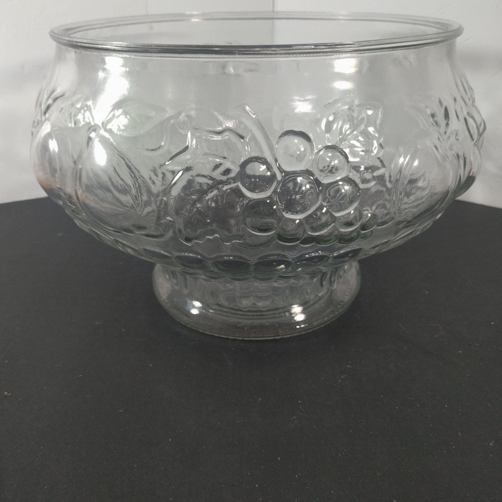 Jeannette Glass clear fruit punch bowl