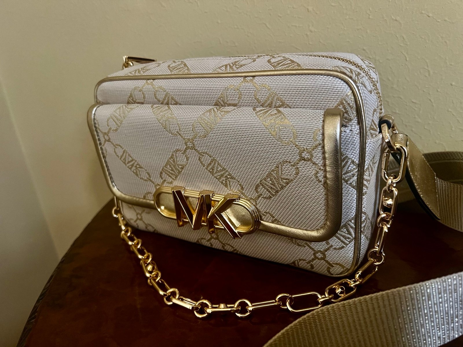 Michael Kors crossbody