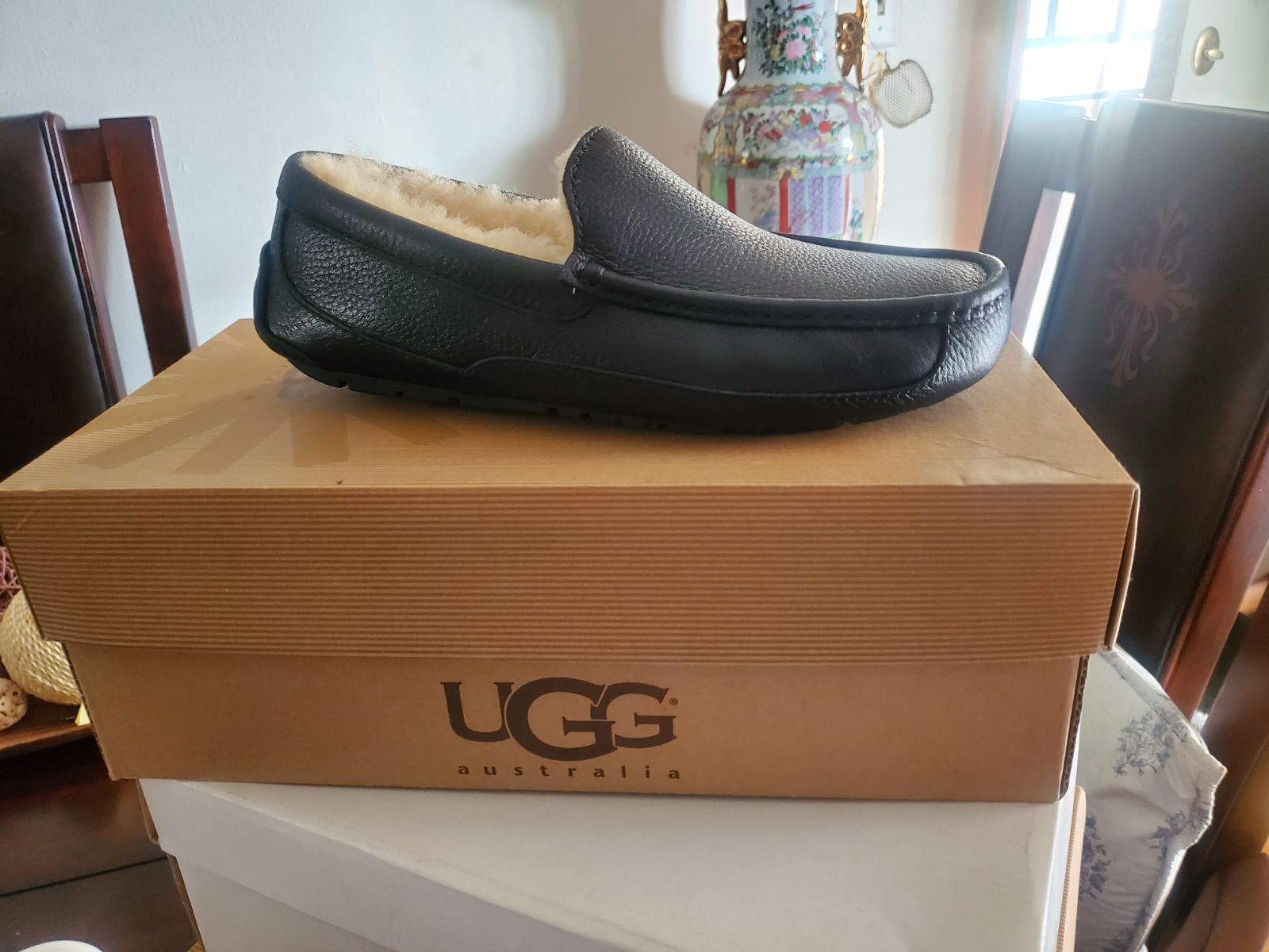 ugg slippers size 7