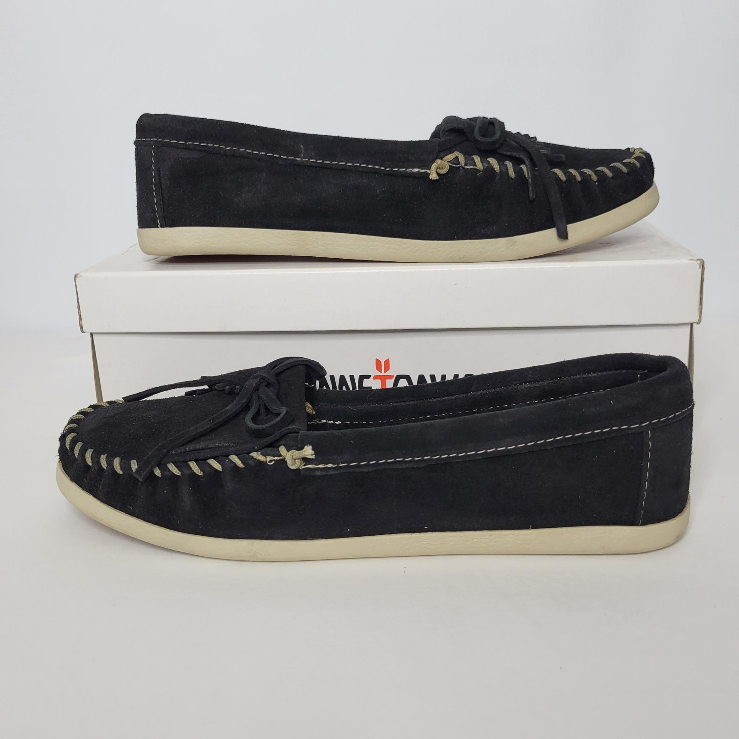 Womens Minnetonka Newport Moc Black Suede Slip On Moccasin Shoe Size 11
