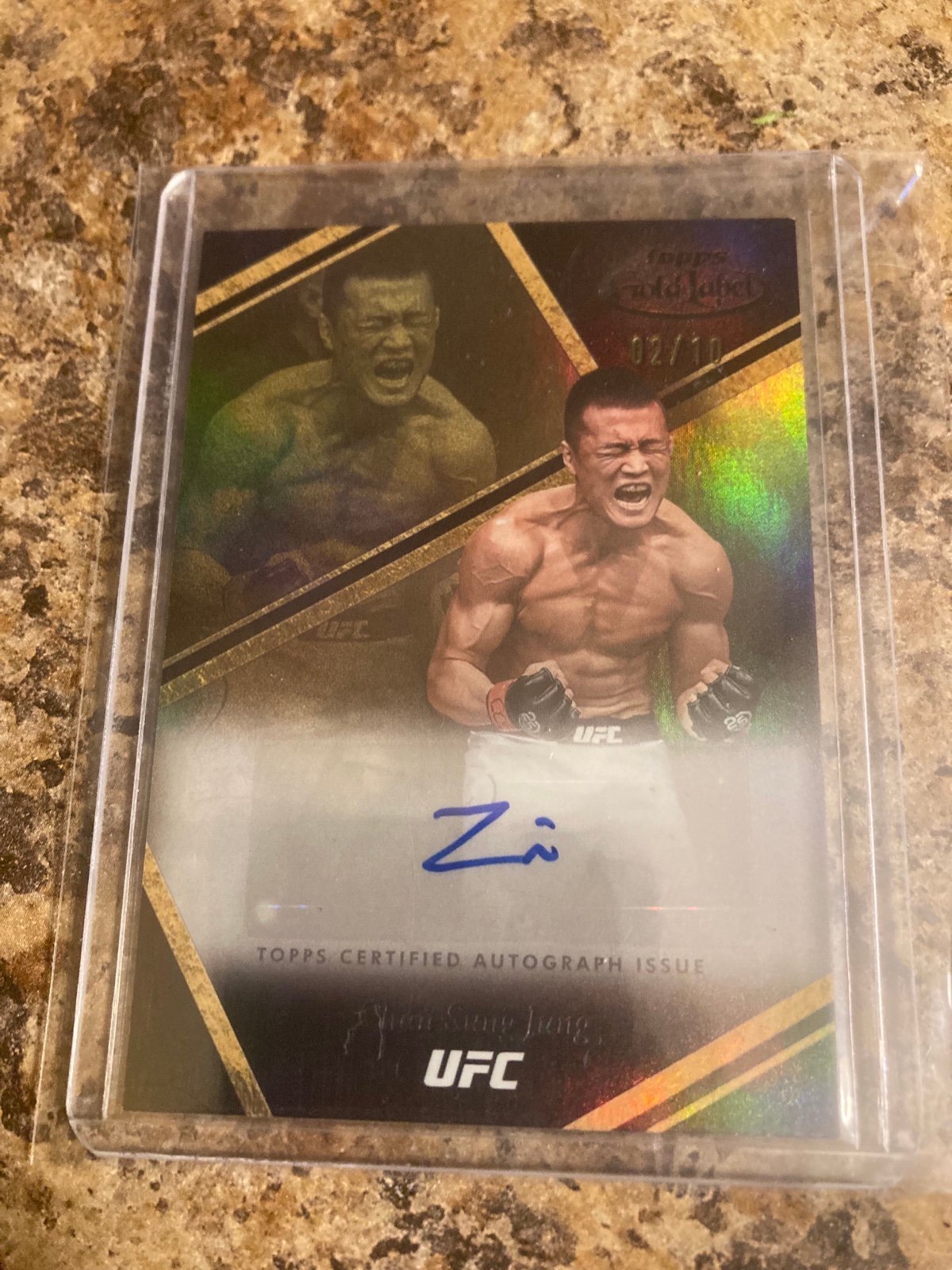 UFC 2024 Topps Gold Label Chan Sung Jung auric auto 2/10