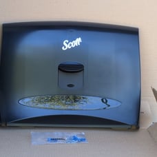 09506 -01 Scott Personal Seat Cover Dispenser Smoke 02-59-710-0-05 New
