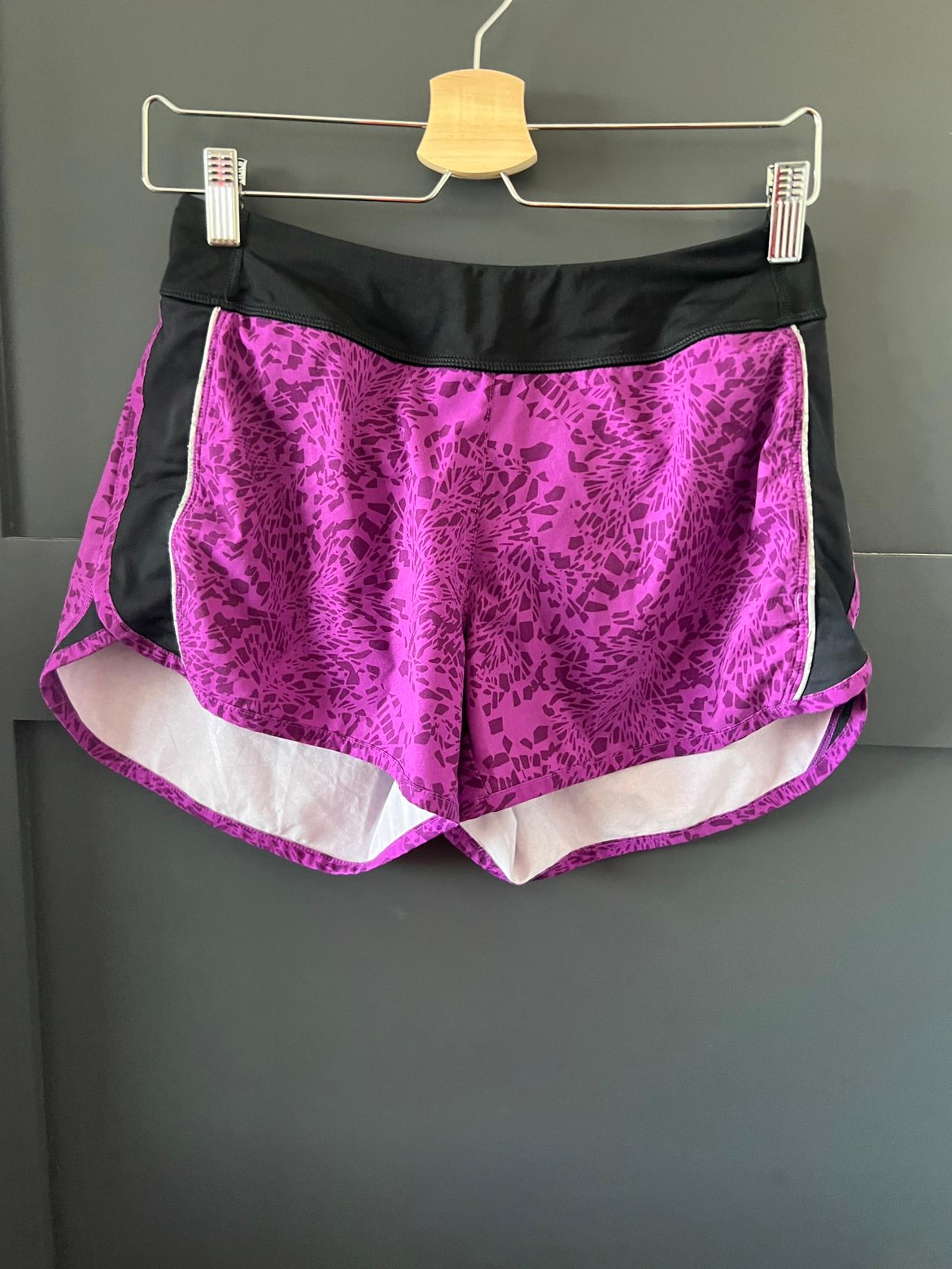 Lucy activewear shorts