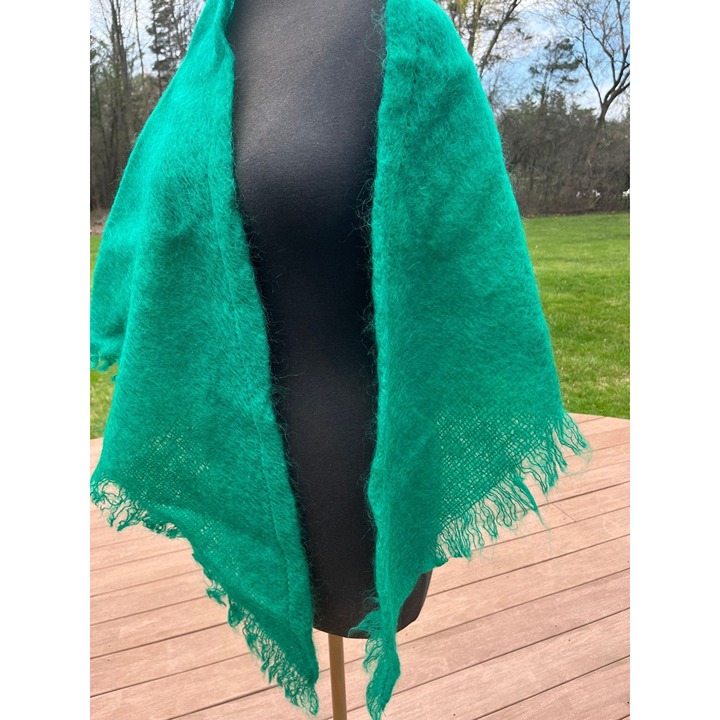 Vtg Wrap Shawl 1960’s THE SCOTCH HOUSE Deep Green Triangle Mohair Wool Scotland
