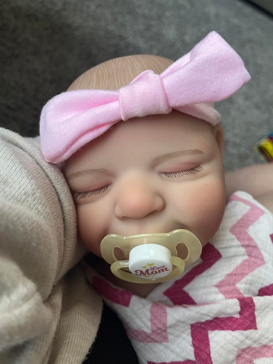 Lifelike Reborn Baby Dolls - 20-Inch Sweet Smile Real Life Realistic