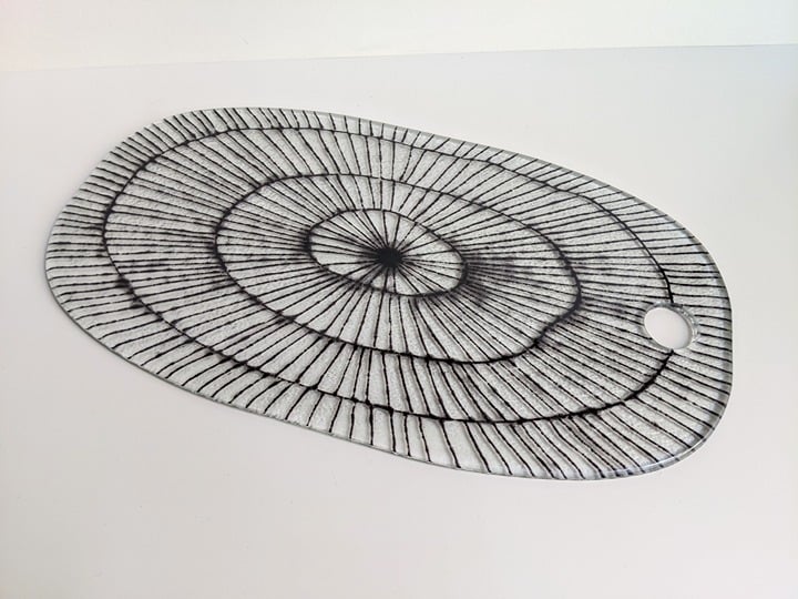 VIDRA Hand Painted Glass Cutting Board