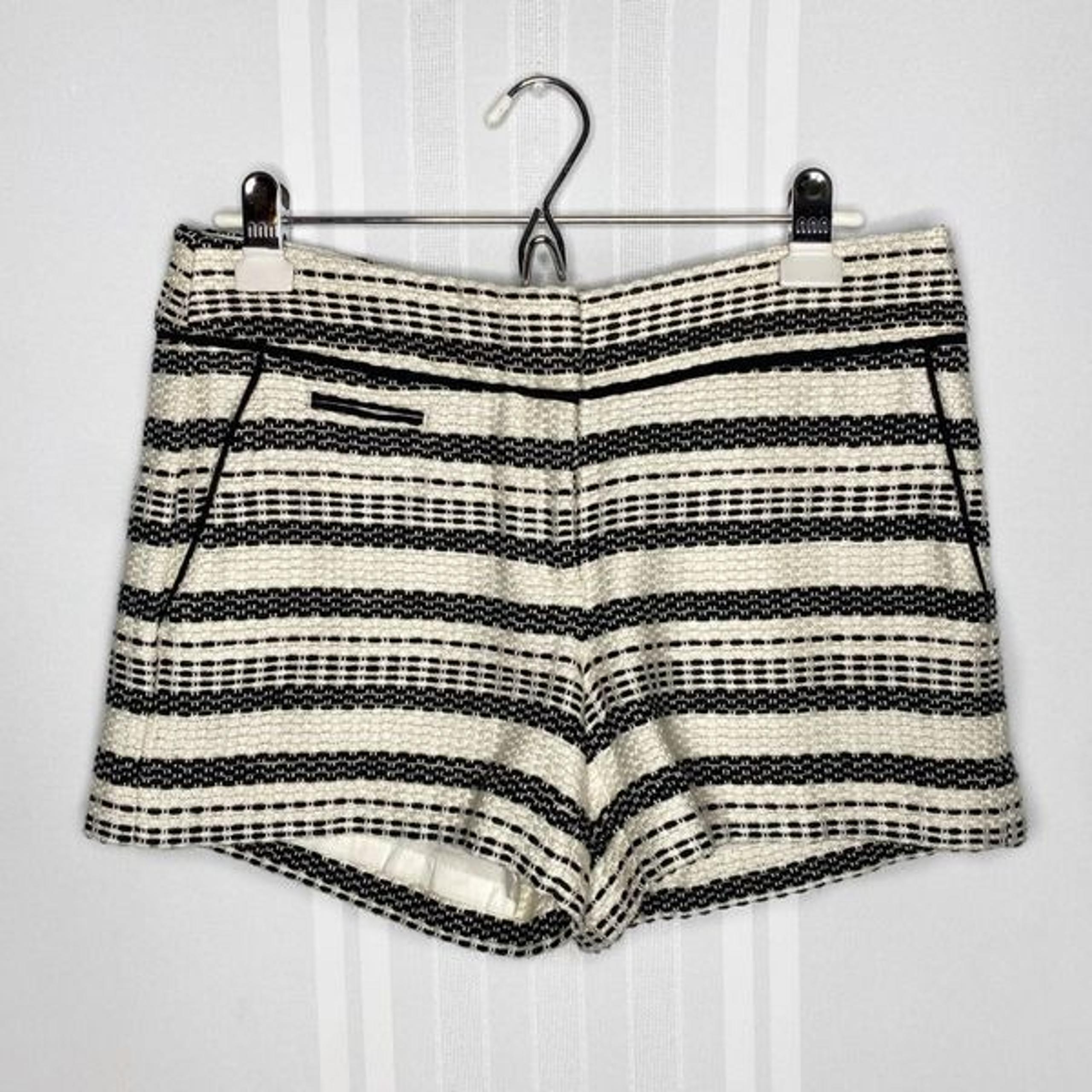 Ann Taylor LOFT The Riviera Short Striped Shorts Size 2 Nautical Women's Summer
