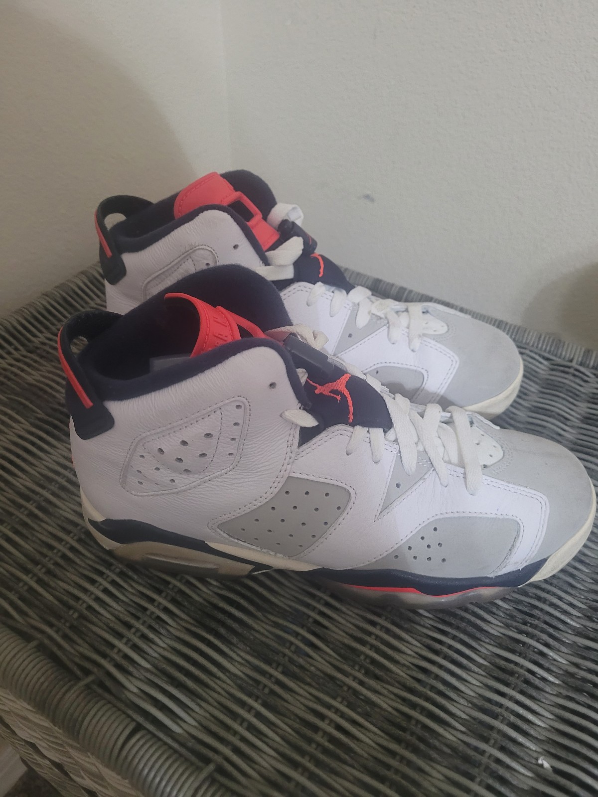 Air Jordan 6 Retro (Grade School)