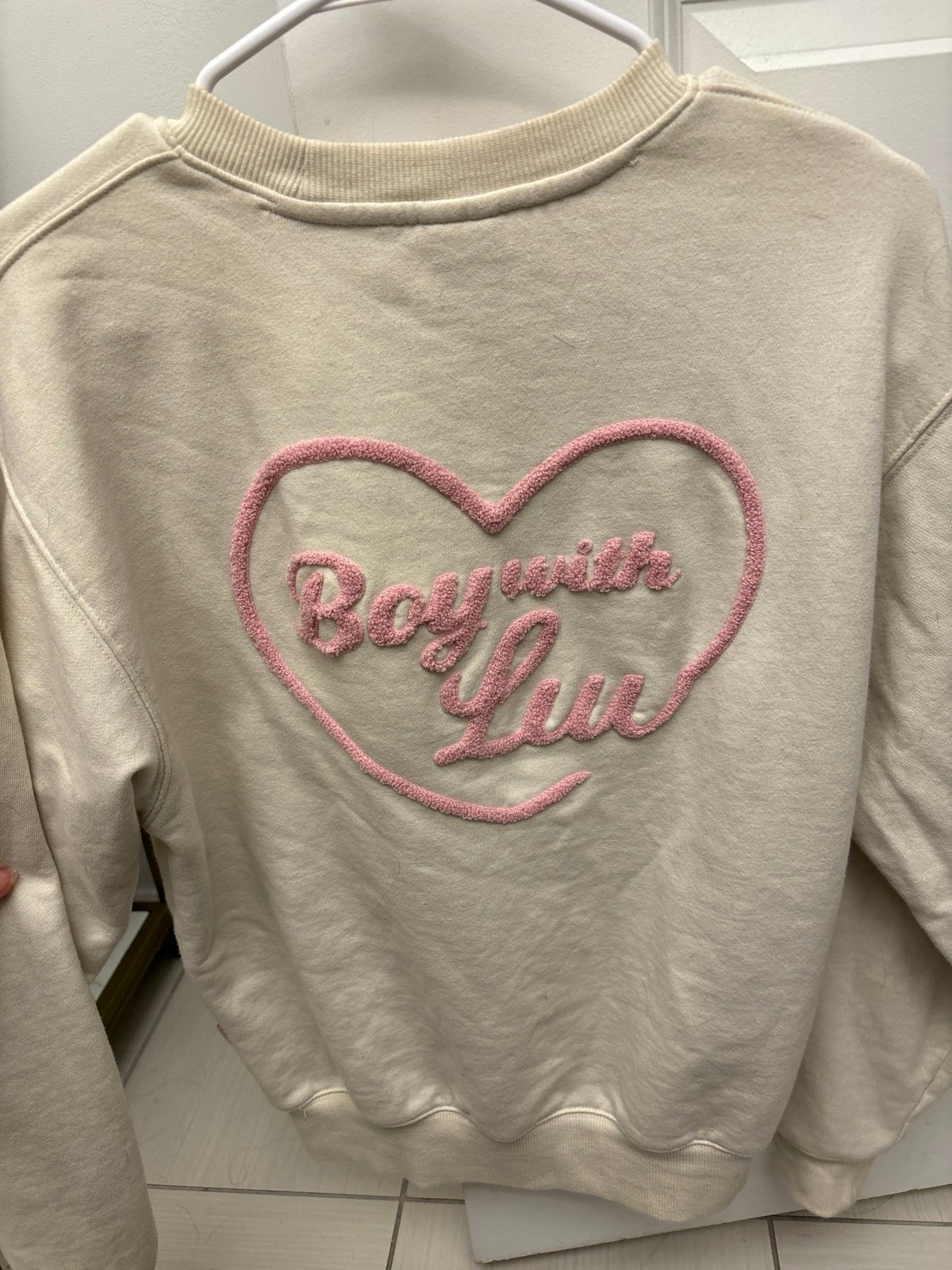 HOUSE OF BTS Soft Yellow BWL Sweatshirt S