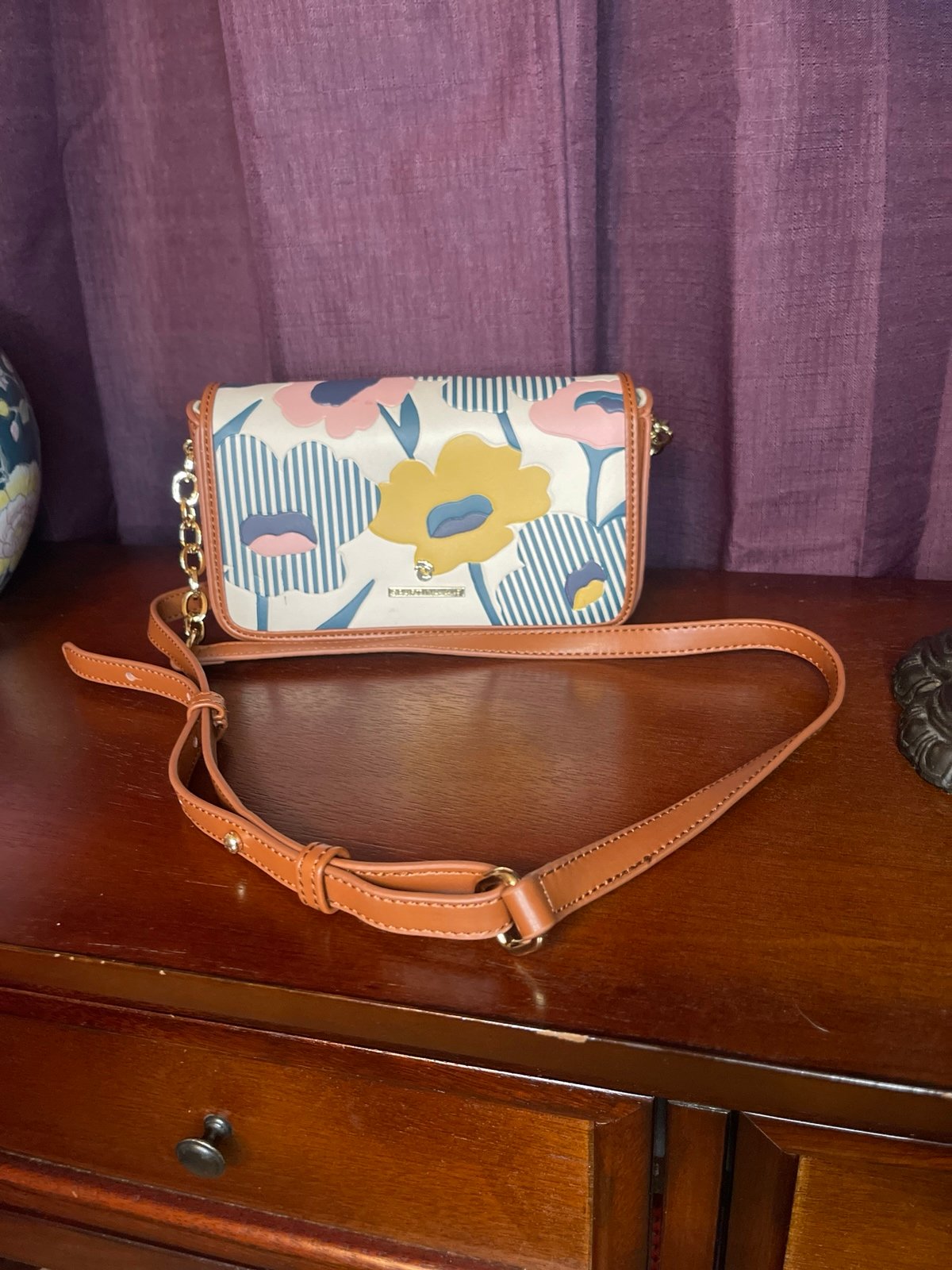 Spartina 449 Tidalholm Floral Crew Phone Crossbody