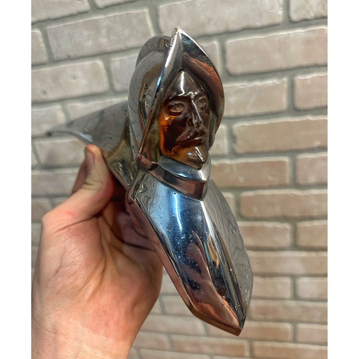 DeSoto 1951 1952 Hood Ornament Lucite Conquistador 51 52 17559 1335605 Vintage