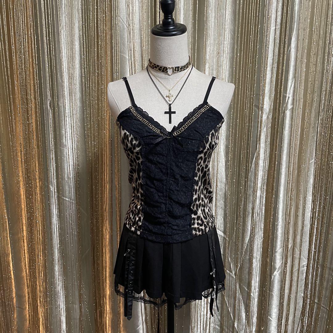 Leopard print camisole, lace, Heisei gal, fairy grunge.