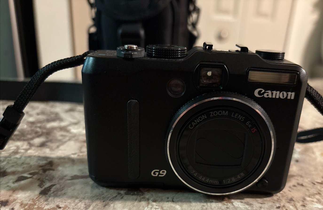 Canon PowerShot G9 12.1MP Black Digital Compact Camera Bundle Tested GUC - detail