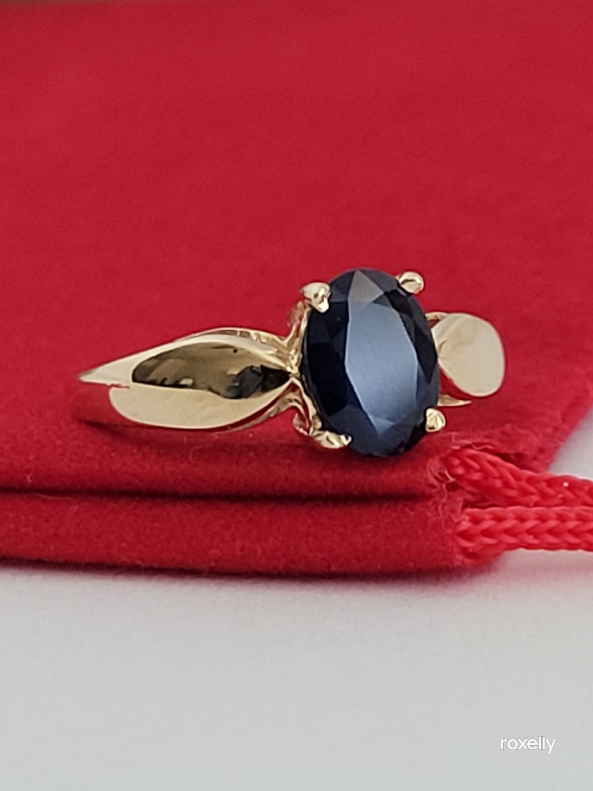 ❤️ 14k Size 4.75 Beautiful Solid Yellow Gold Blue Sapphire Ring!