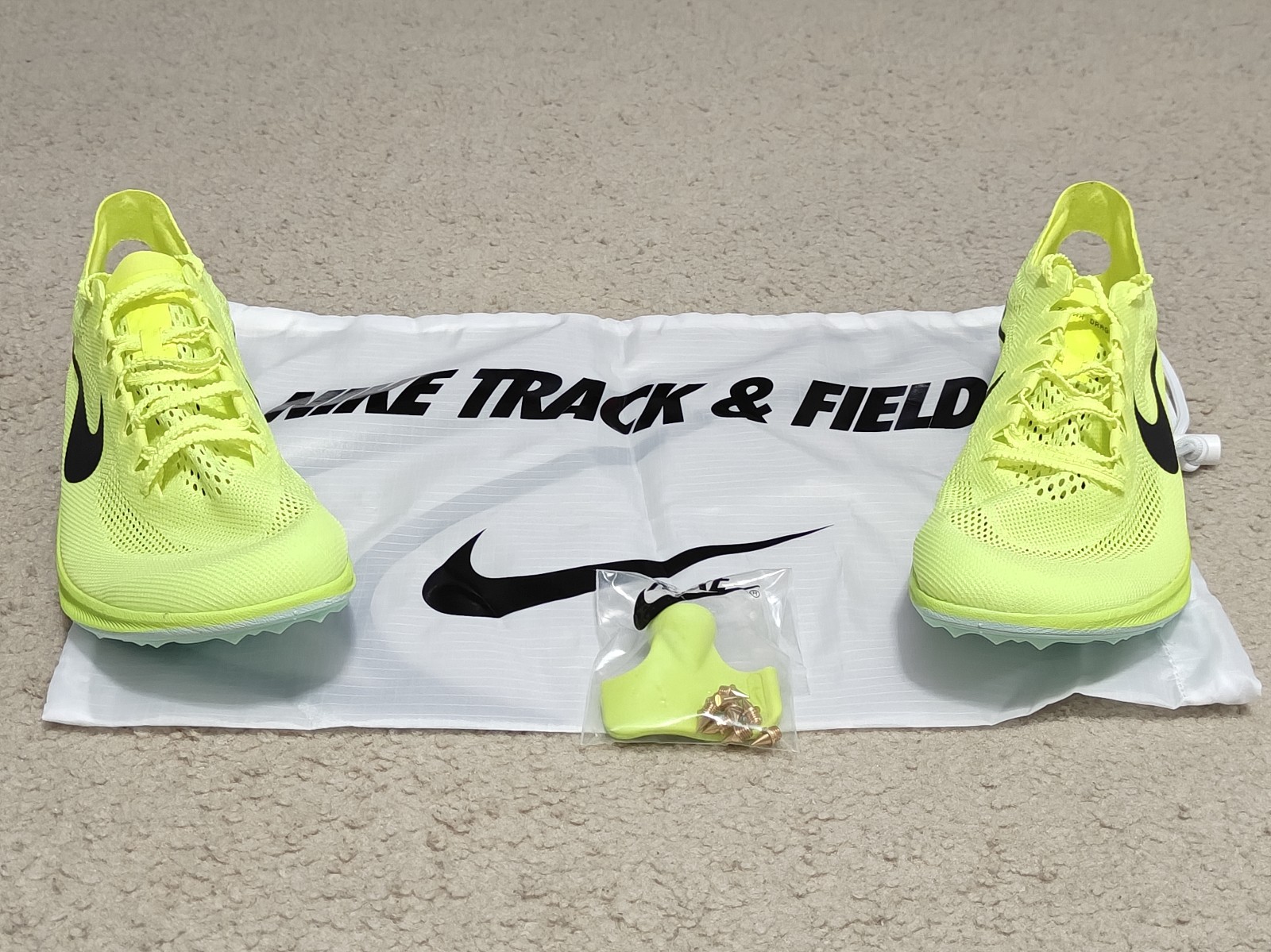 Nike ZoomX Dragonfly Track Spikes Shoes Volt Green DR9922-700 Men's Size 9.5