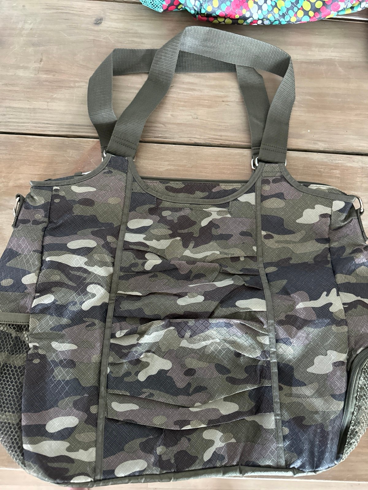 Thirty-One All Pro Tote in Limited Edition Camo Crosshatch