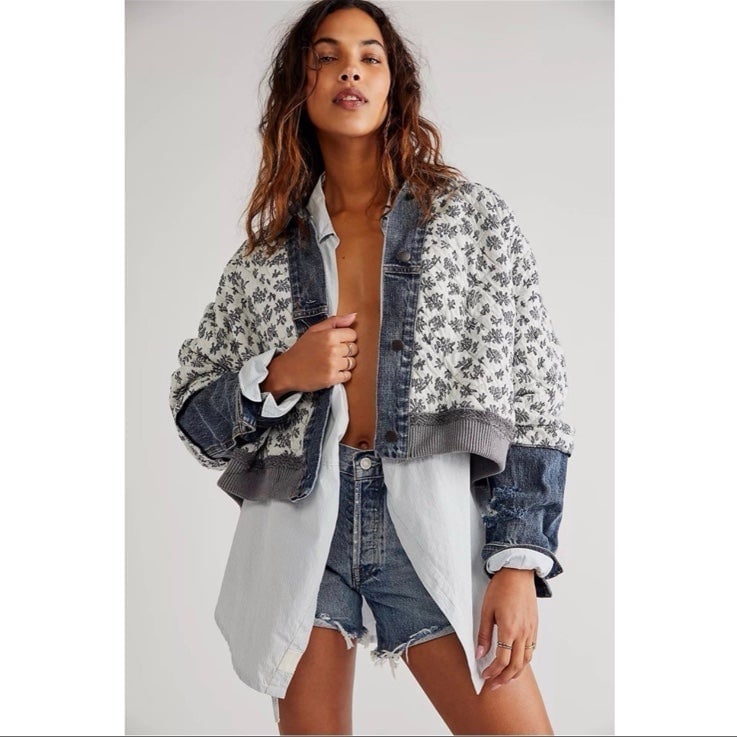 220 Free People Ditsy Floral Quilted Dolman Denim Jacket XS/S
