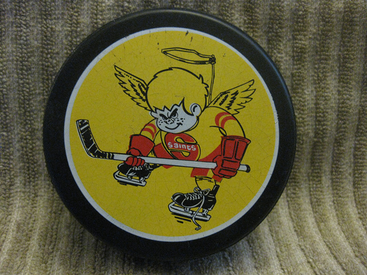 Minnesota Fighting Saints WHA Reflections Official Hockey Puck [Made in Canada]