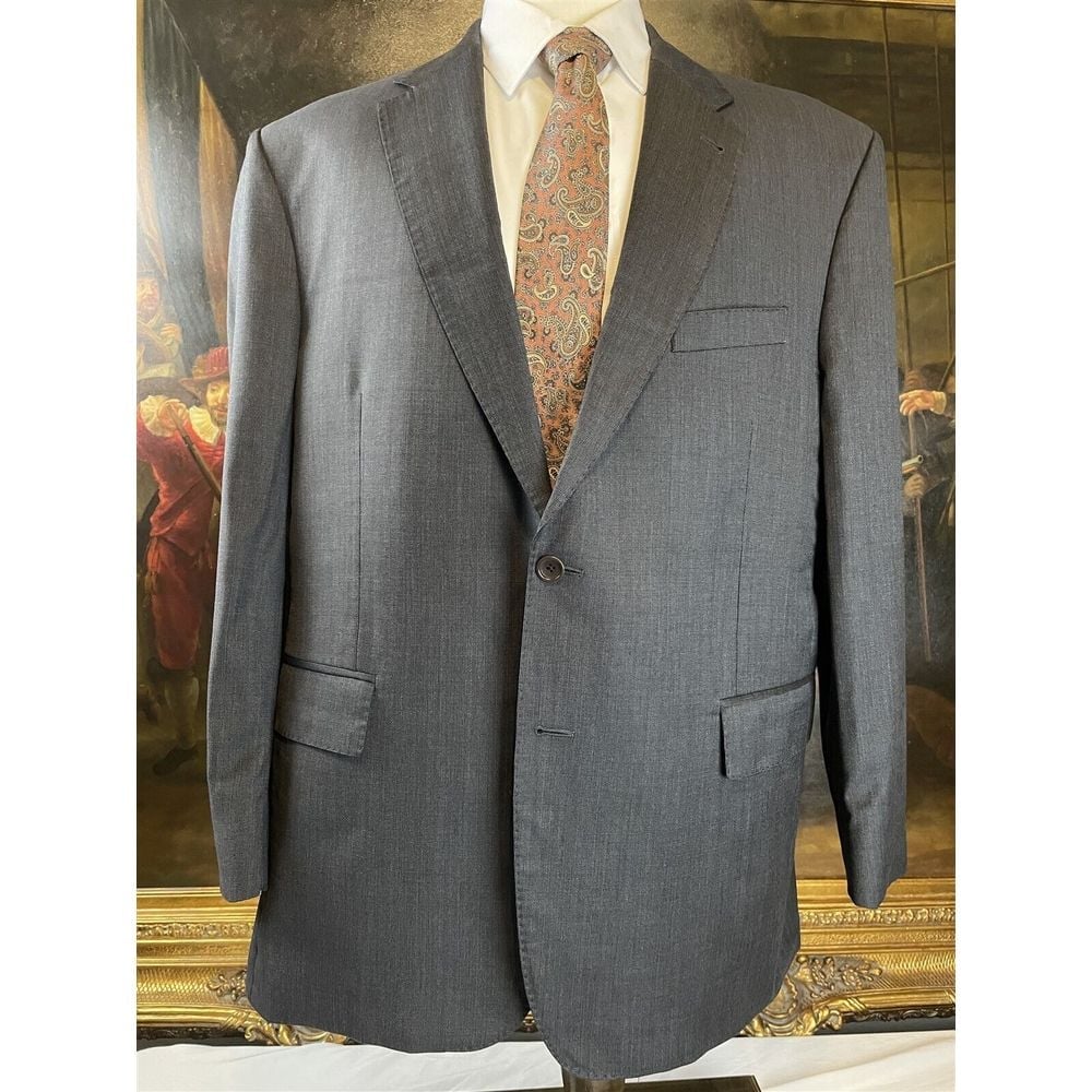 Jos A Bank Signature Platinum 48R Made in Italy Gray Nailhead 2Btn Suit Jacket